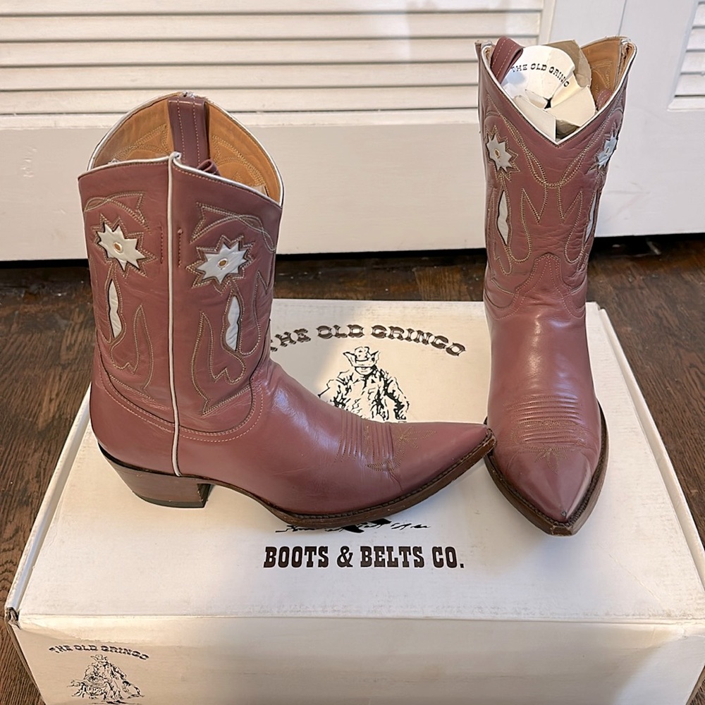 Old Gringo pink leather flower cowboy boots